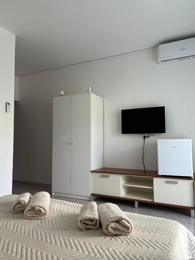 Apartments And Rooms Markovski Palit Exterior photo