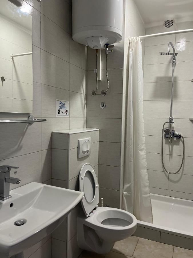 Apartments And Rooms Markovski Palit Exterior photo