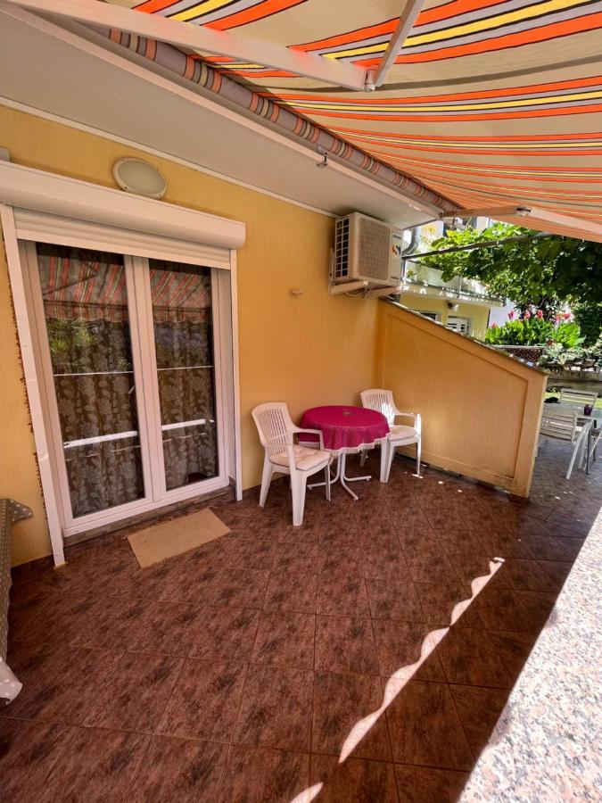 Apartments And Rooms Markovski Palit Exterior photo