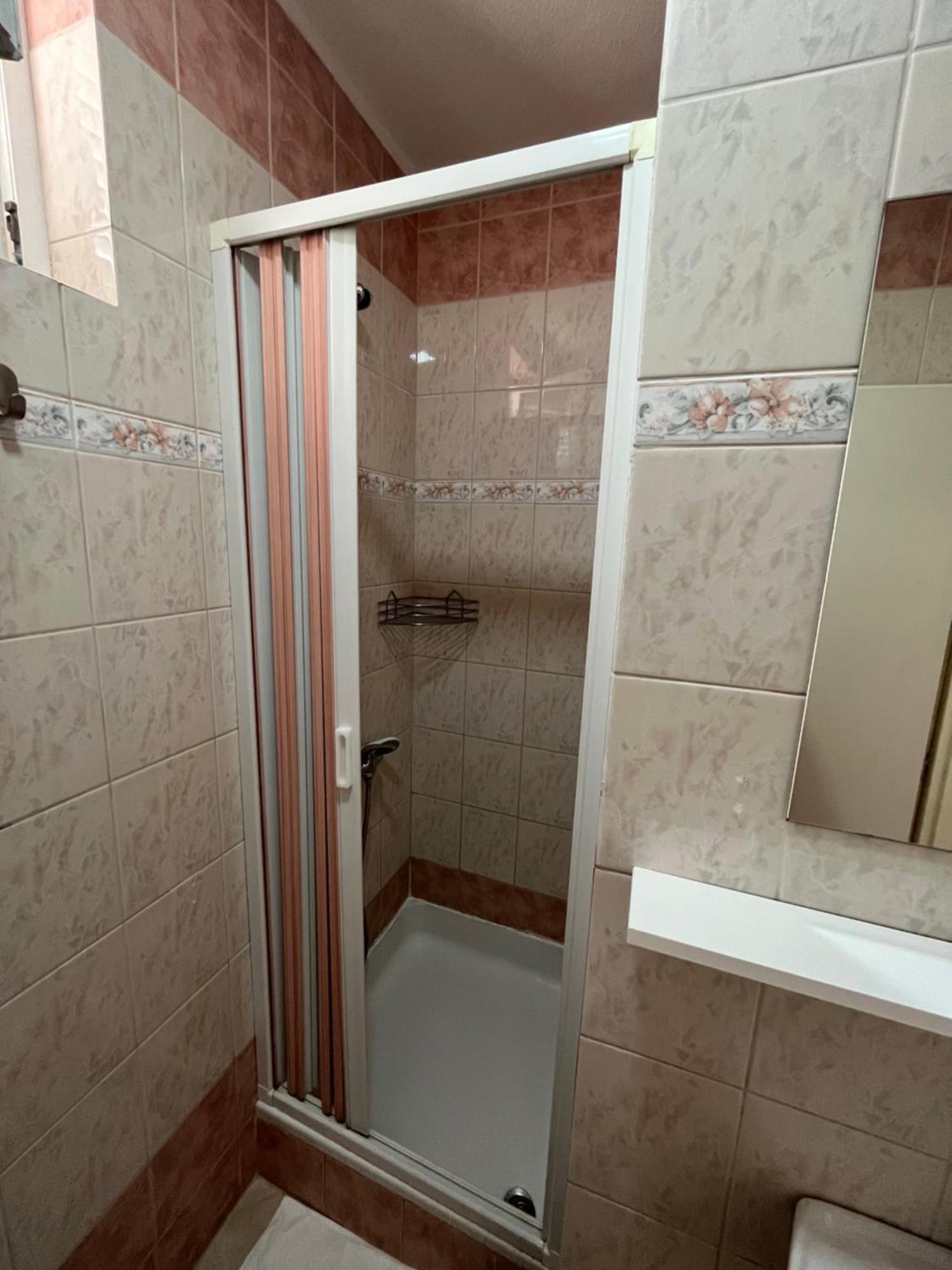 Apartments And Rooms Markovski Palit Exterior photo