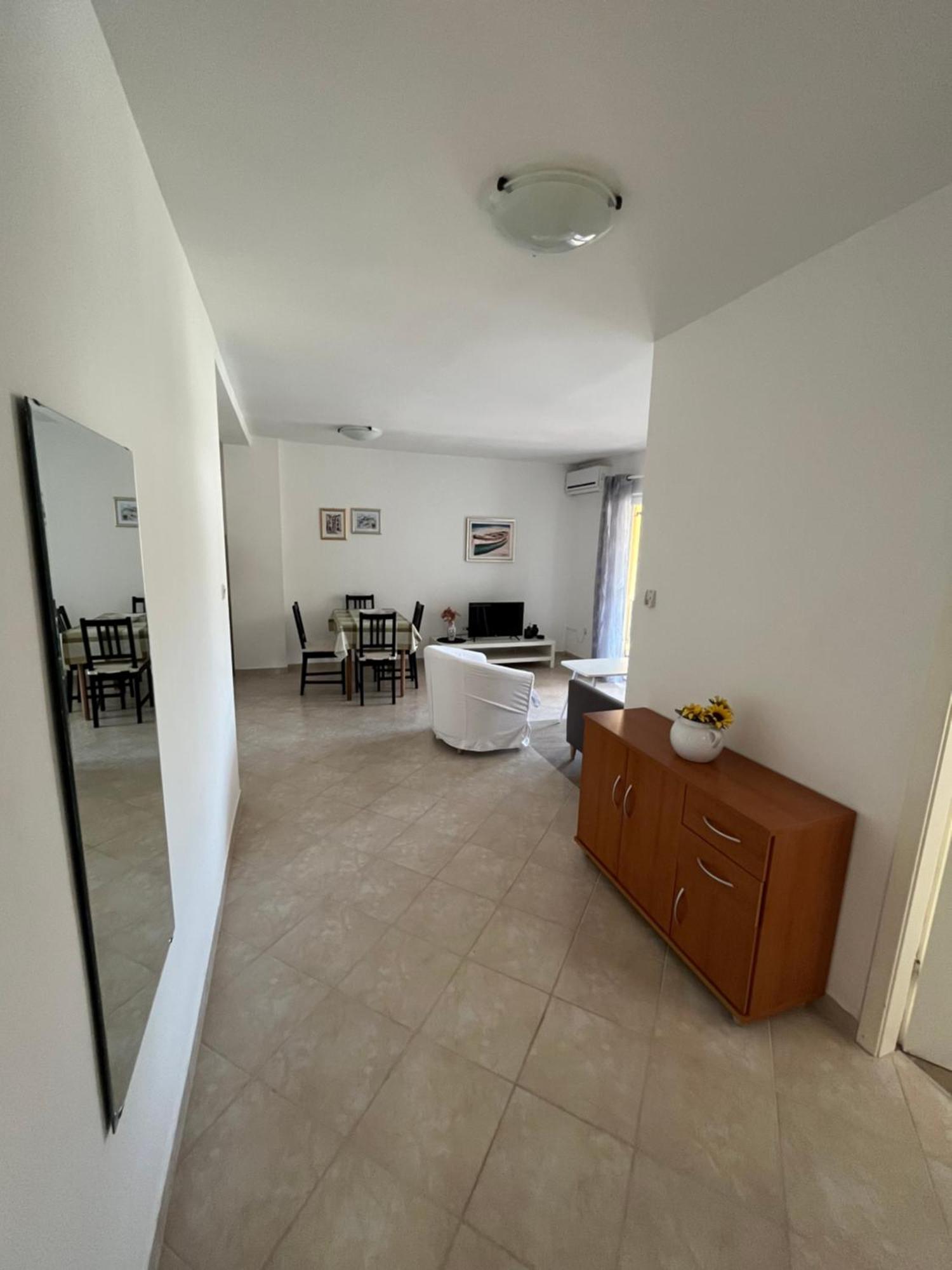 Apartments And Rooms Markovski Palit Exterior photo