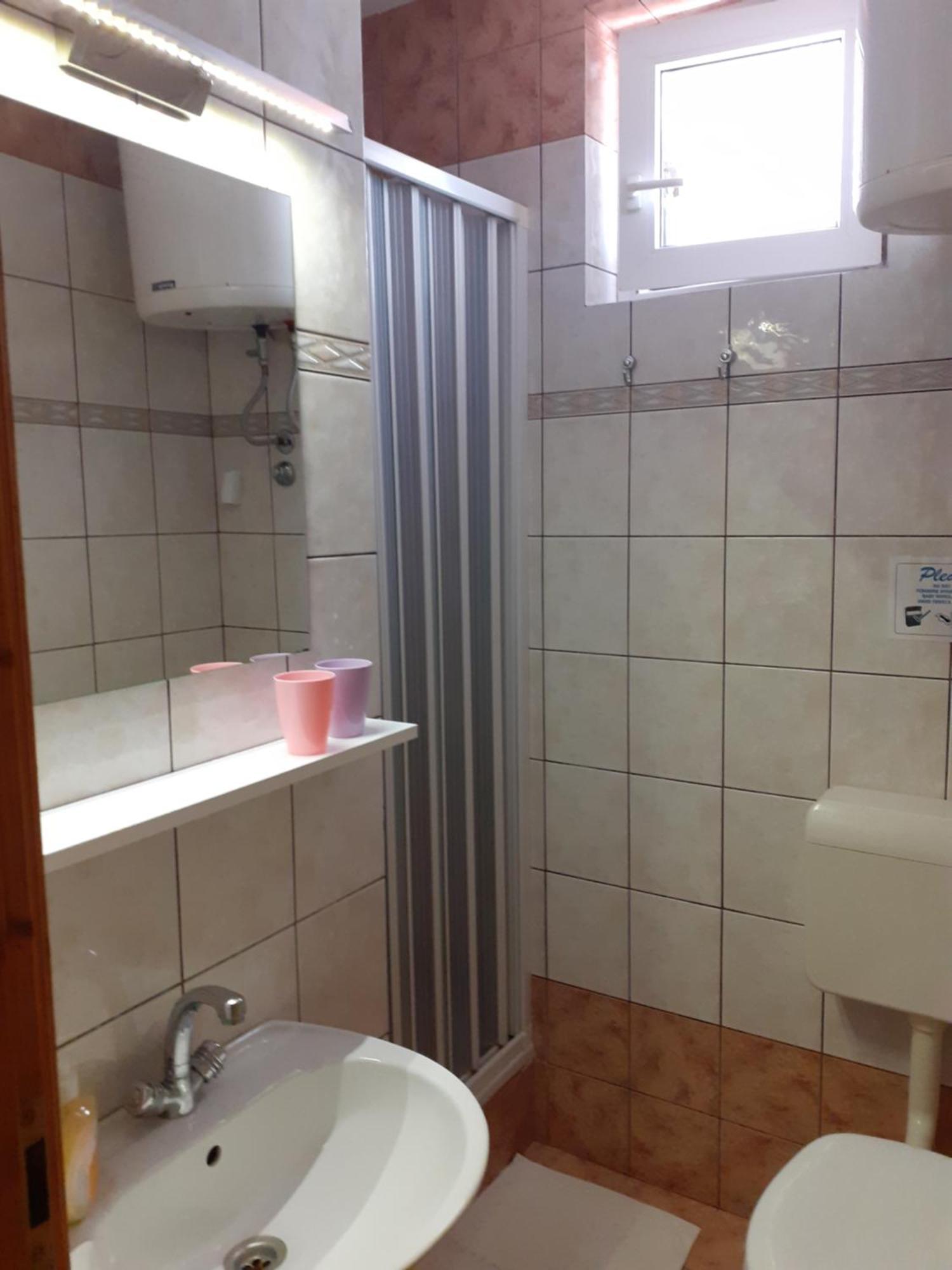Apartments And Rooms Markovski Palit Room photo